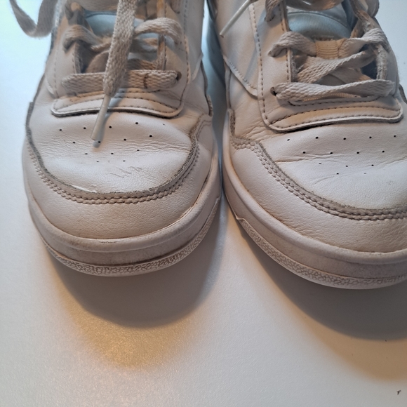 White Reebok Classics - Picture 5 of 10